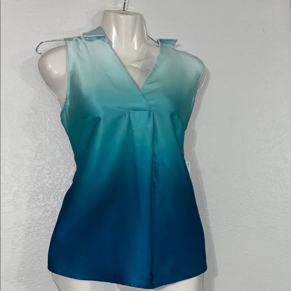 Liz Claiborne sleeveless blouse